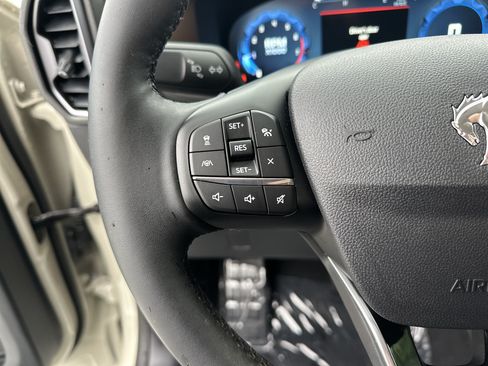 Used 2025 Ford Bronco Sport Outer Banks w/ Outer Banks Tech Package+ AWD/4WD image 19