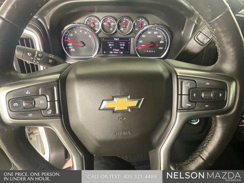 Used 2021 Chevrolet Silverado 1500 LT AWD/4WD image 45