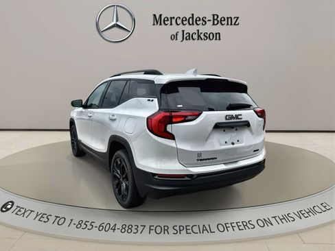 Used 2021 GMC Terrain SLE w/ Driver Convenience Package AWD/4WD image 6