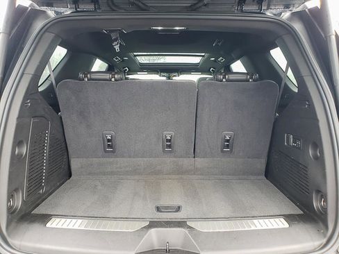 Used 2021 GMC Yukon Denali w/ LPO, Illumination Package image 21