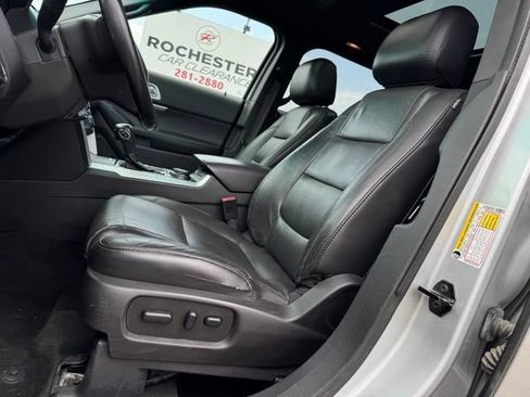 Used 2015 Ford Explorer XLT w/ Equipment Group 202B AWD/4WD image 5