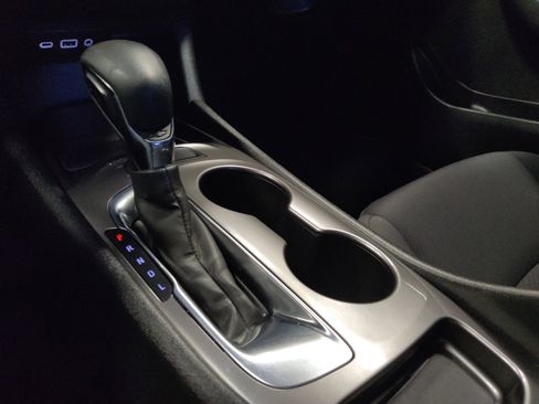 Used 2022 Chevrolet Malibu LS FWD image 26