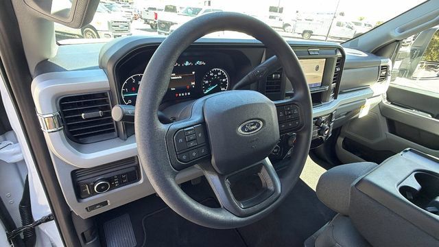 New 2026 Ford F250 XLT w/ FX4 Off-Road Package AWD/4WD image 32