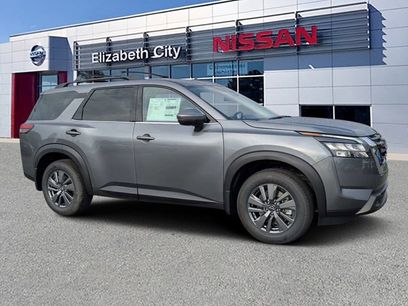 New 2025 Nissan Pathfinder SV