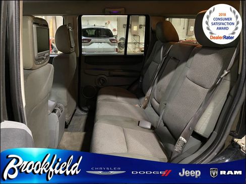 Used 2007 Jeep Commander Sport image 16