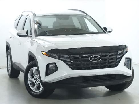 Used 2022 Hyundai Tucson SEL AWD/4WD image 2