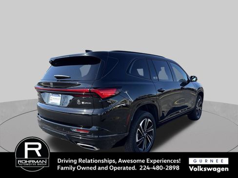 Used 2025 Buick Enclave Sport Touring AWD/4WD image 9
