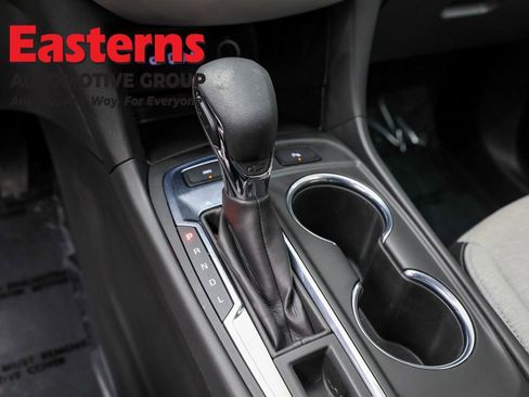 Used 2023 Chevrolet Equinox LT w/ Driver Convenience Package image 13