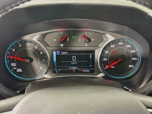 Used 2018 Chevrolet Equinox LT w/ Sun & Infotainment Package AWD/4WD image 13