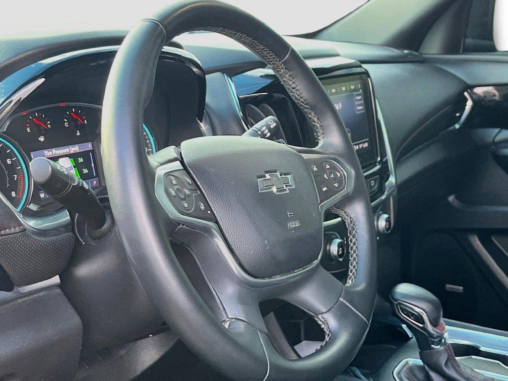 Used 2023 Chevrolet Traverse RS AWD/4WD image 9