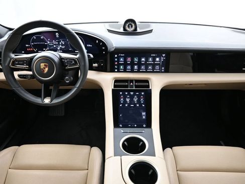 Certified 2022 Porsche Taycan 4S AWD/4WD image 6