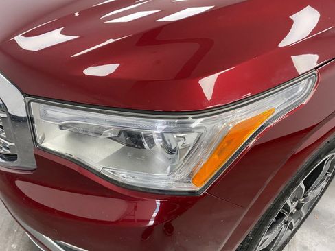 Used 2018 GMC Acadia Denali w/ Technology Package image 11