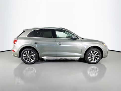 Certified 2023 Audi Q5 2.0T Prestige w/ Prestige Package image 8