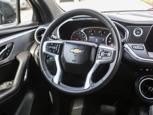 Used 2021 Chevrolet Blazer LT FWD image 17