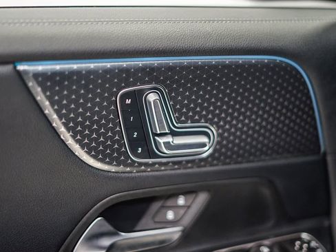 Certified 2024 Mercedes-Benz EQB 250+ image 21