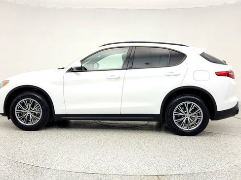 Used 2022 Alfa Romeo Stelvio Sprint image 8