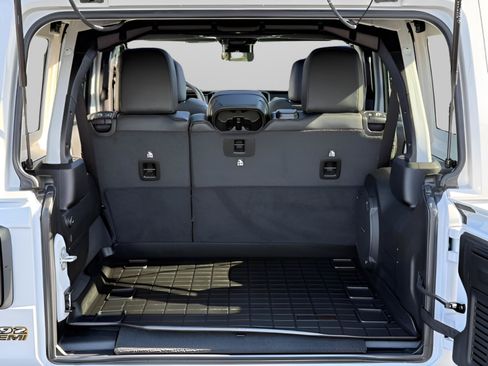 Used 2024 Jeep Wrangler Unlimited Rubicon 392 AWD/4WD image 8