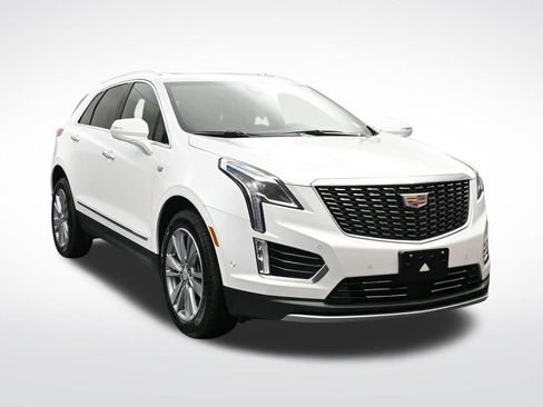 Used 2026 Cadillac XT5 Premium Luxury w/ Driver Assist Package image 7