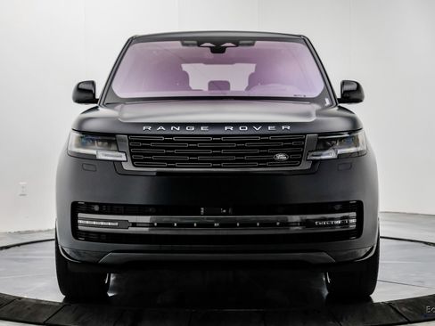 Used 2023 Land Rover Range Rover SE image 28