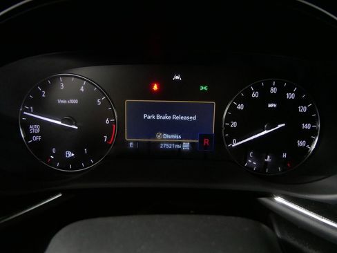 Used 2023 Buick Envision Preferred AWD/4WD image 33