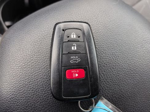 Used 2024 Toyota RAV4 XLE w/ Convenience Package FWD image 27