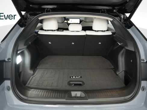 Used 2026 Nissan Leaf Platinum+ w/ Cargo Package (Platinum+) FWD image 8