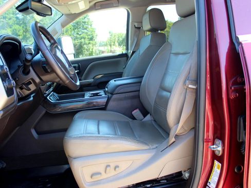 Used 2015 GMC Sierra 2500 Denali w/ Duramax Plus Package image 14