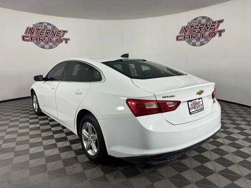 Used 2023 Chevrolet Malibu LS image 5