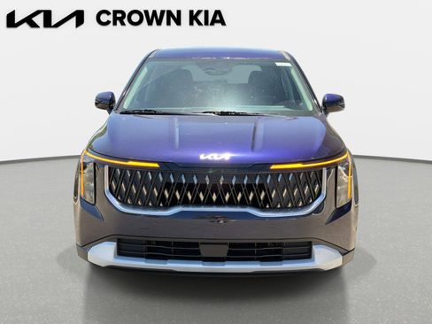New 2026 Kia Carnival FWD image 2