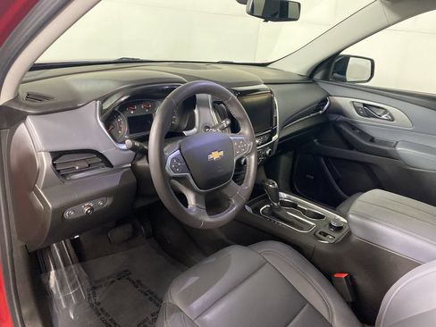 Used 2019 Chevrolet Traverse LT w/ LT Premium Package FWD image 11