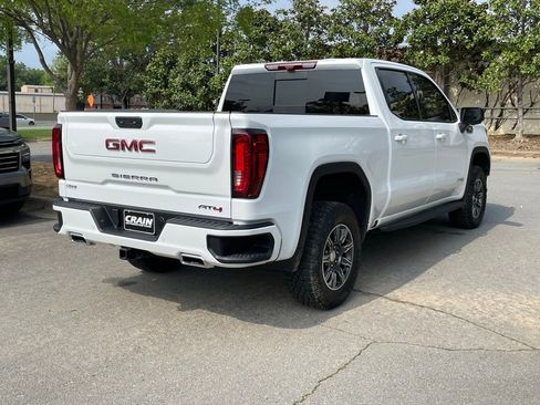Used 2025 GMC Sierra 1500 AT4 w/ AT4 Premium Package AWD/4WD image 7