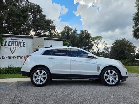 Used 2015 Cadillac SRX Premium image 3