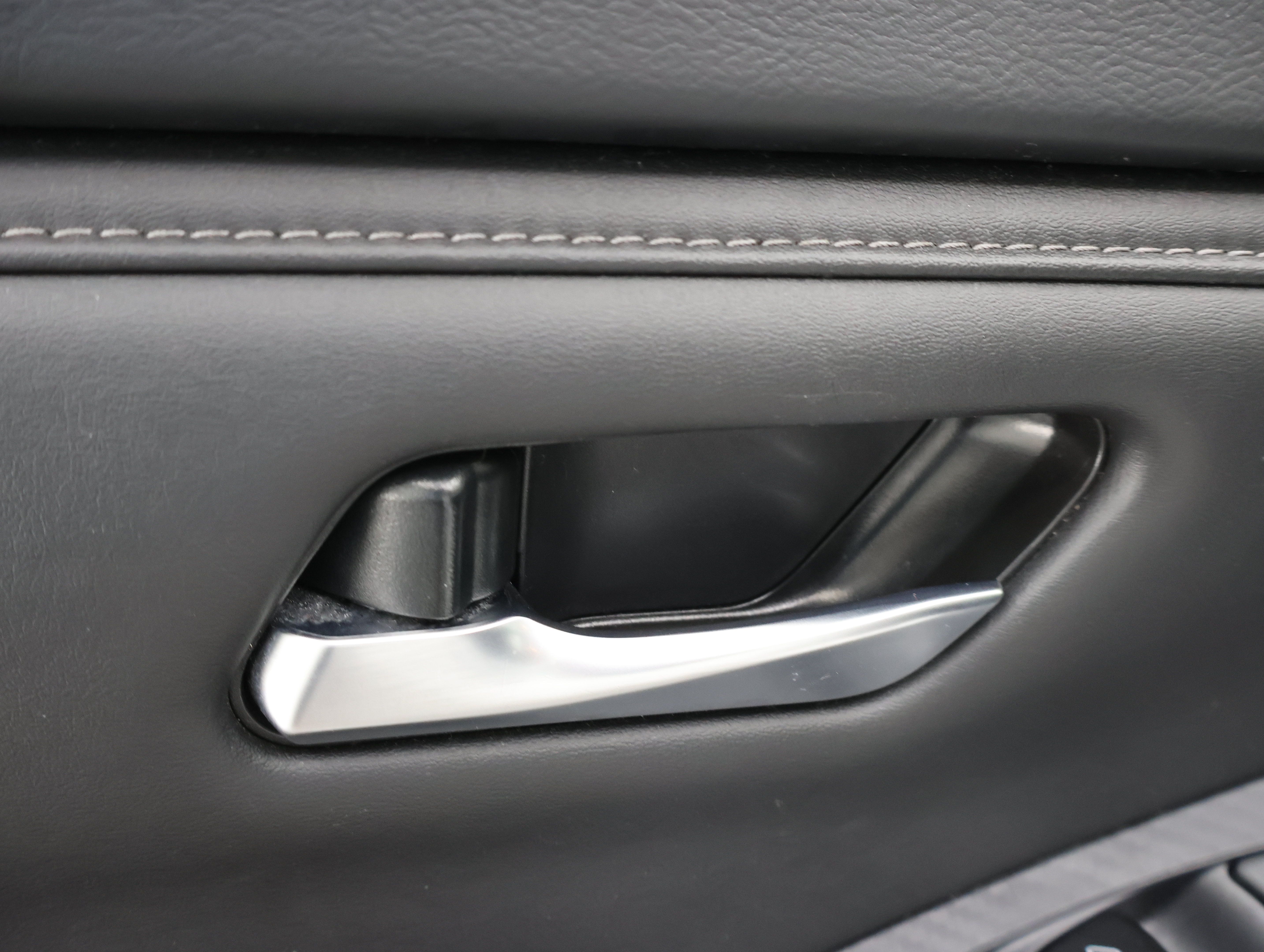 Used 2024 Nissan Sentra SV FWD image 37