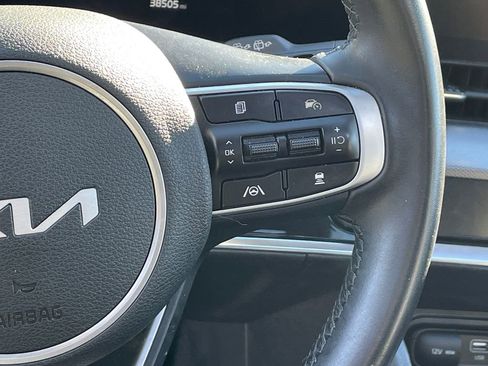 Used 2023 Kia Sportage SX image 33