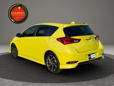 Used 2018 Toyota Corolla iM FWD image 3