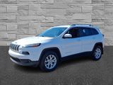 Used 2017 Jeep Cherokee Latitude w/ Comfort/Convenience Group image 5