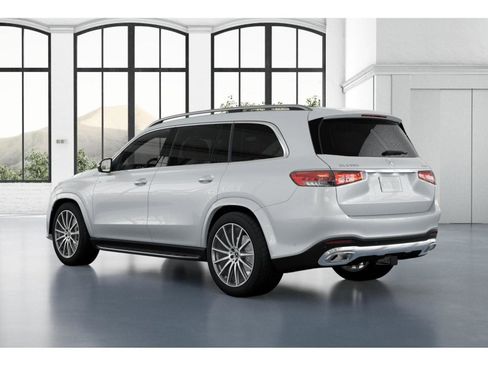 New 2026 Mercedes-Benz GLS 580 4MATIC image 29