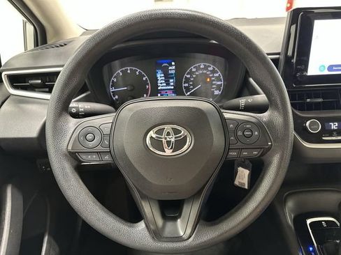 Used 2024 Toyota Corolla LE FWD image 17