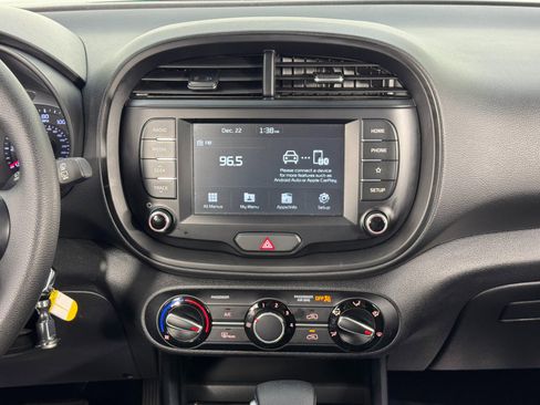 Used 2020 Kia Soul S image 21