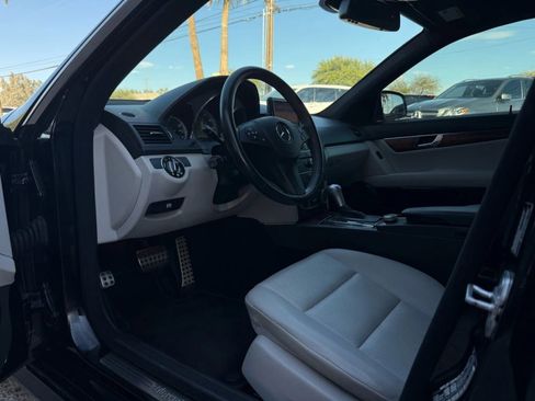 Used 2009 Mercedes-Benz C 350 Sport image 39