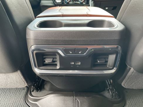 Used 2024 GMC Sierra 2500 Denali Ultimate AWD/4WD image 21