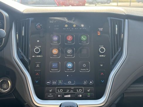 Used 2024 Subaru Outback Onyx Edition image 25