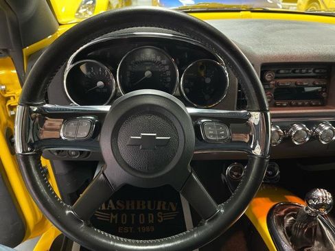 Used 2006 Chevrolet SSR Base w/ Preferred Equipment Group image 27