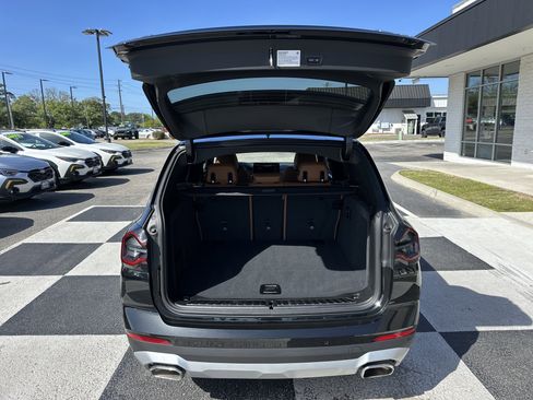 Used 2024 BMW X3 xDrive30i w/ Premium Package w/ZPA image 5