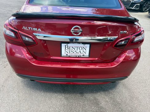 Used 2017 Nissan Altima 2.5 SR w/ Midnight Edition Package FWD image 39