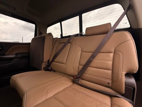 Used 2018 GMC Sierra 3500 Denali w/ Duramax Plus Package image 13