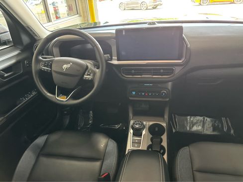 Used 2025 Ford Bronco Sport Outer Banks w/ Outer Banks Tech Package+ AWD/4WD image 12