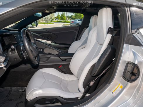 Used 2020 Chevrolet Corvette Stingray w/ Z51 Performance Package image 13