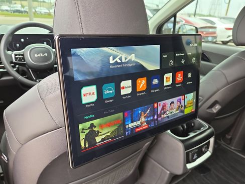 Used 2025 Kia Carnival SX Prestige FWD image 10