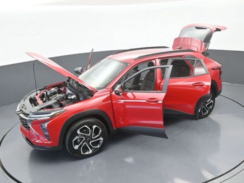 Used 2026 Chevrolet Trax RS image 60